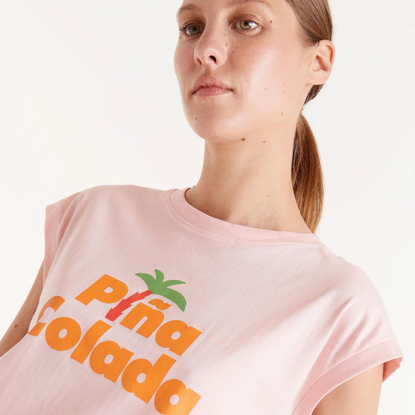 Compania Fantastică Pina Colada Tee