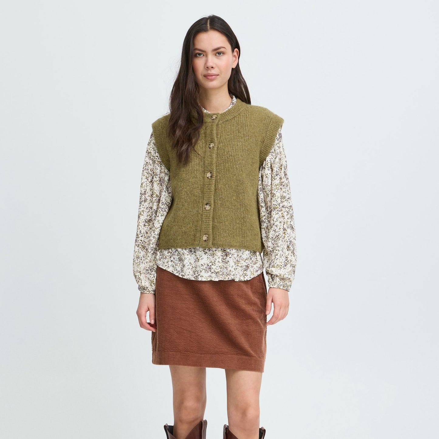 Atelier Reve Knitted Waistcoat