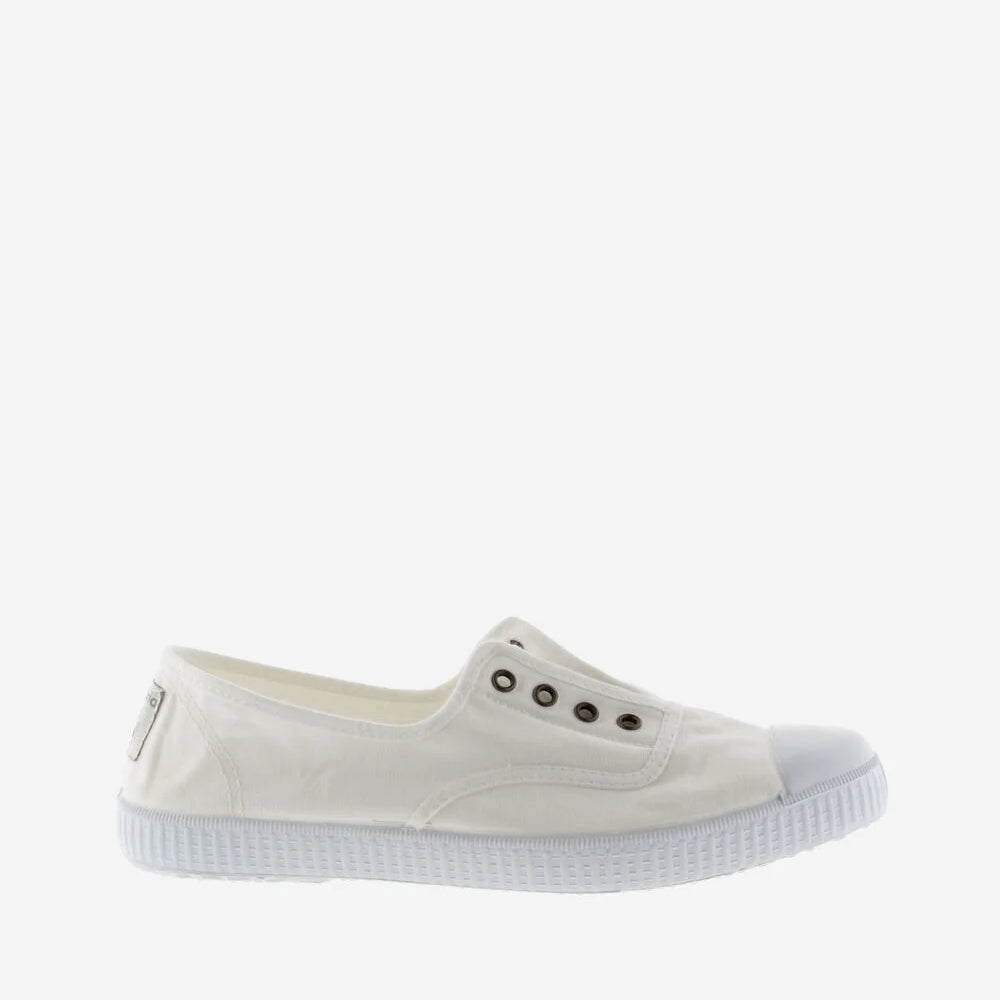 Victoria Canvas Shoe