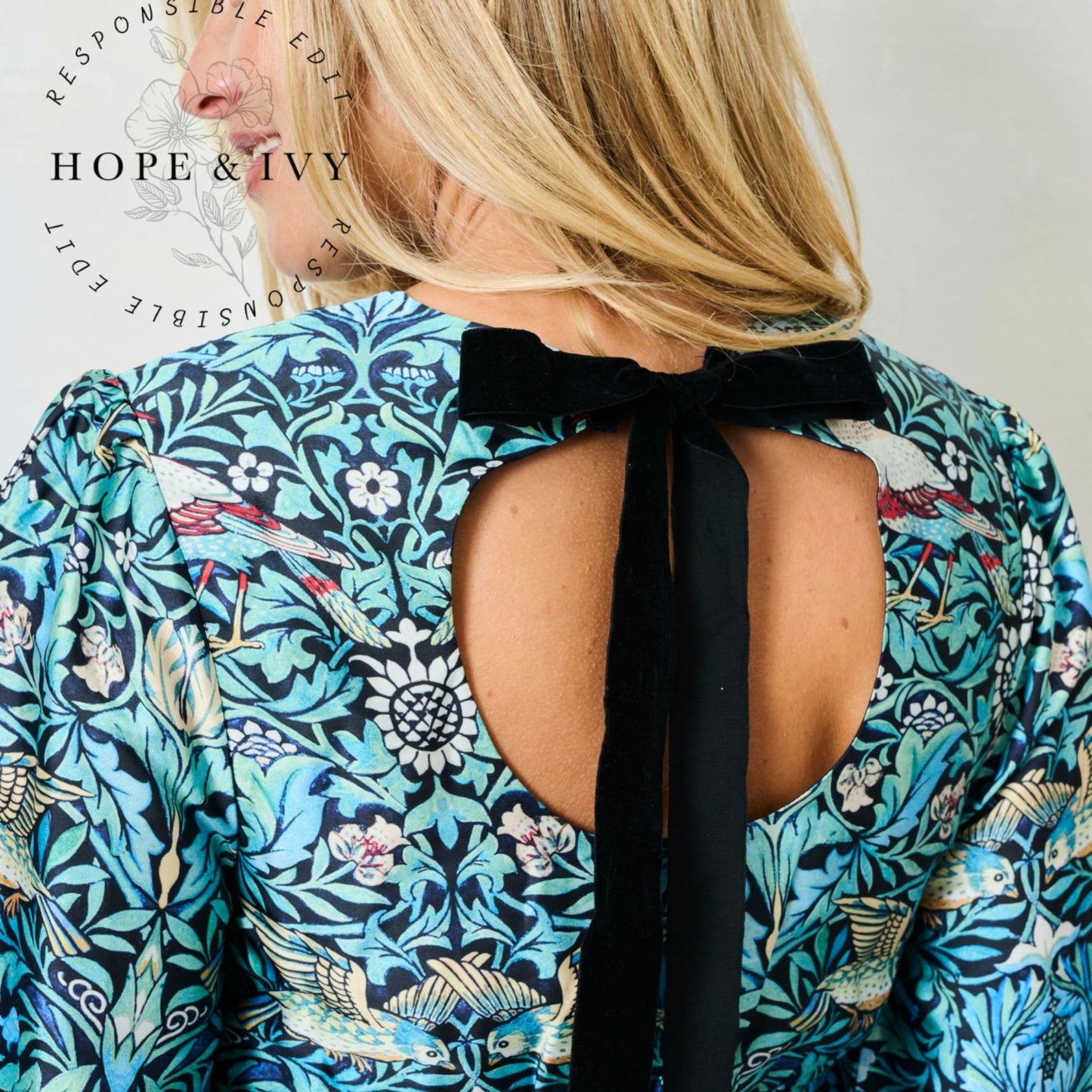 Hope & Ivy Paisley Dress