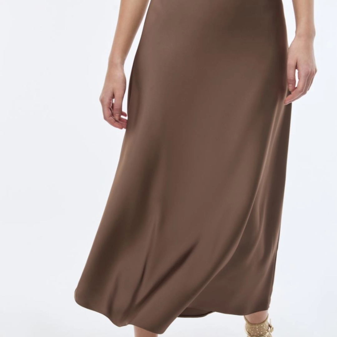 Dresses & Skirts