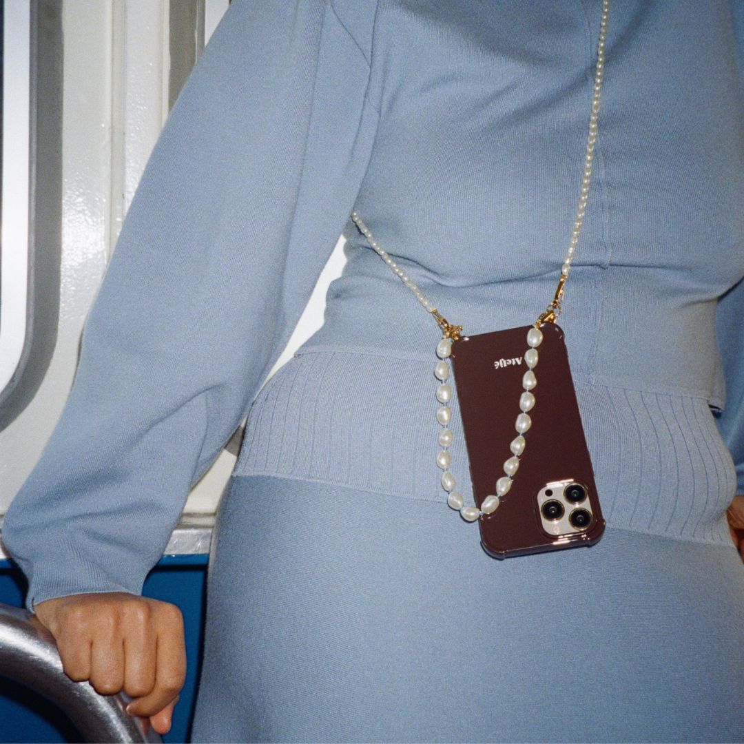 Atelje Brown iPhone Case with Rings