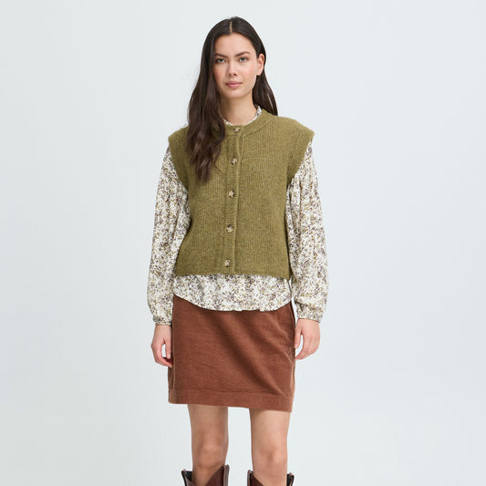 Atelier Reve Knitted Waistcoat