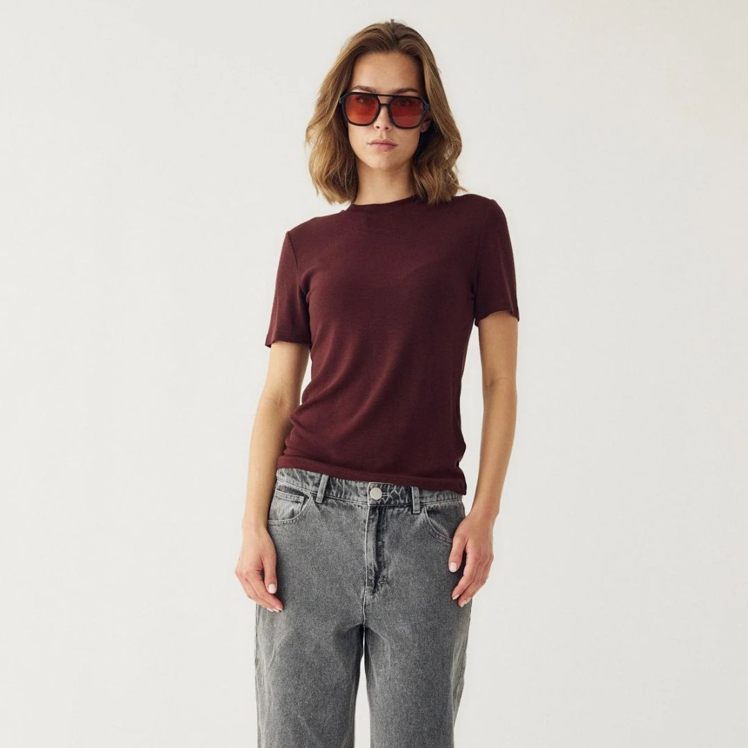 Noella Lidie SS Burgundy Top