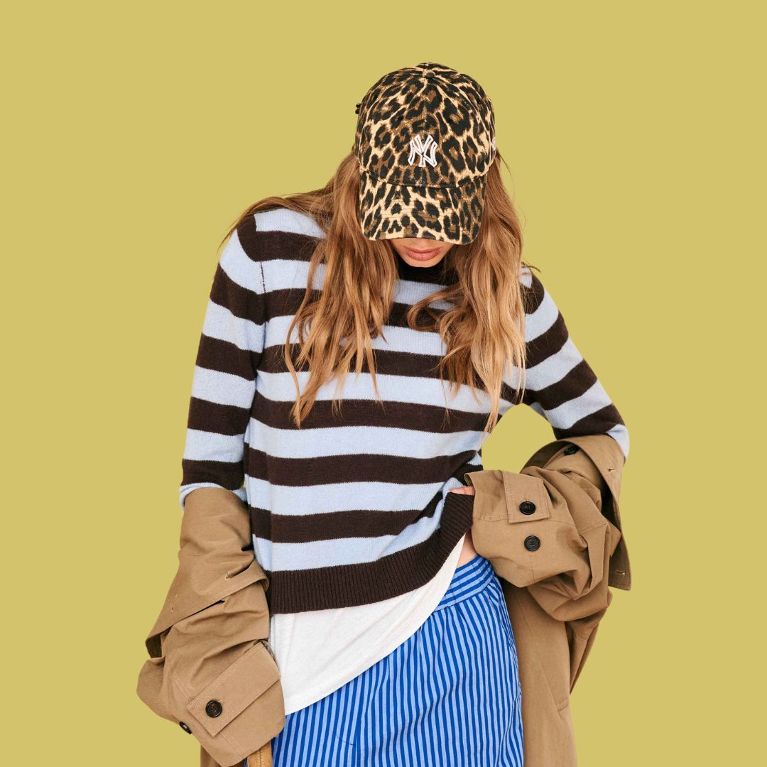 Jumper1234 Cashmere Stripe Crew in Dark Brown and Blue